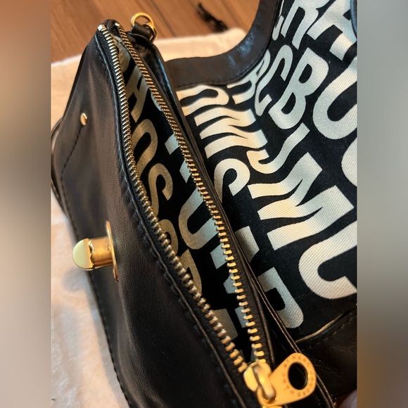 Marc by Marc Jacobs Totally Turnlock Crossbody Clutch - Picture 4 of 10